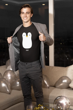 Load image into Gallery viewer, Penguin
